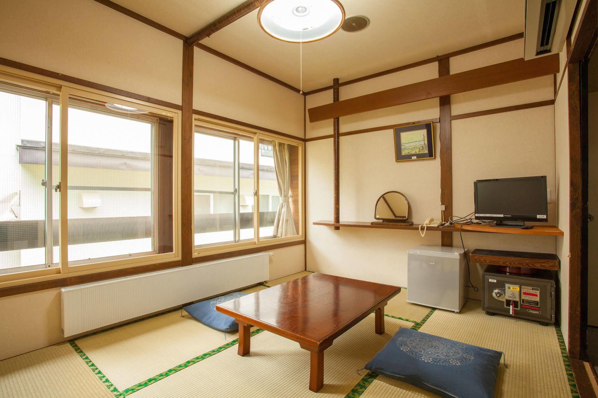 Hotel Mutsumi Shiga Kogen Dış mekan fotoğraf